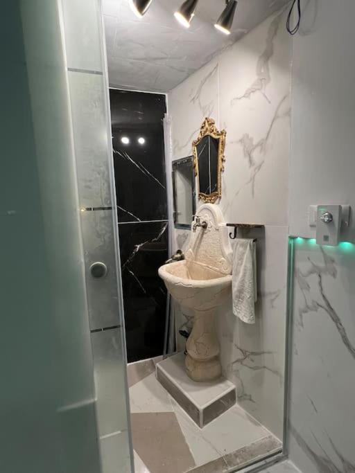 Mariangela Venetian Suite Venice Exterior photo